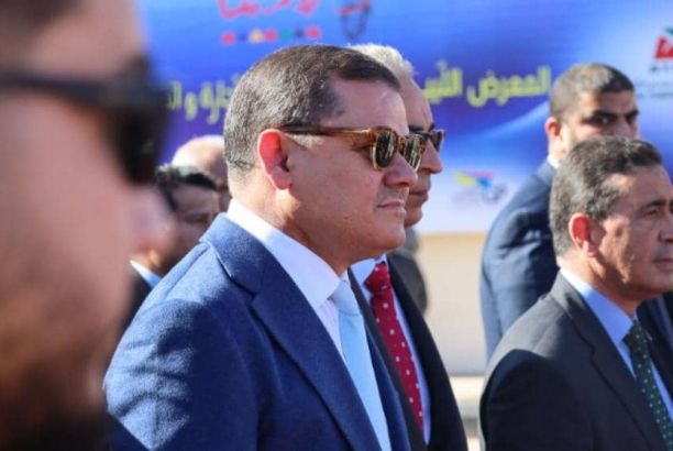 خاص.. بالأسماء: النائب العام يكشف عن ضباط الجمارك المتهمين بإبتزاز مندوب شركة إيطالية ..ويطالب التحقيق معهم