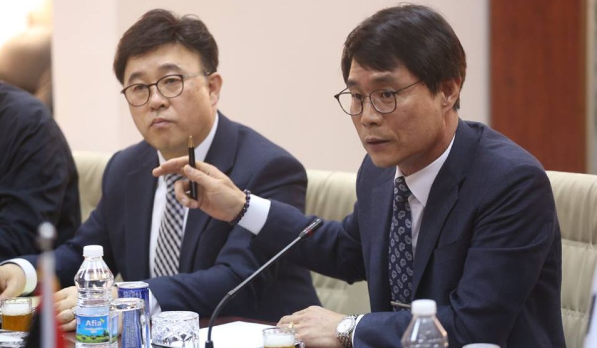 شركات كورية تزور ليبيا لوضع جدول زمني لاستئناف العمل بالمشاريع المتوقفة