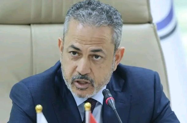 خاص.. فريق السيولة بالمركزي يفصح لصدى عن تسليم 20 مليون لفروع شمال أفريقيا بالجنوب