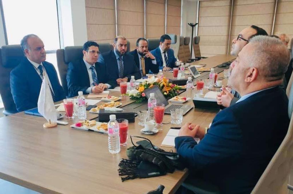 كاجمان يناقش إعادة تفعيل مشروع السكة الحديدية