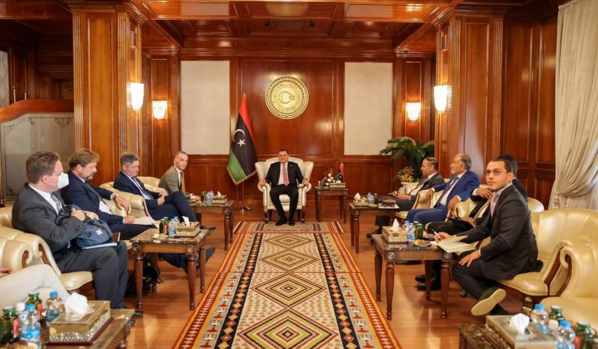 الدبيبة يبحث مع وزير الخارجية الألماني إعادة إفتتاح السفارة الألمانية وعودتها للعمل بطرابلس