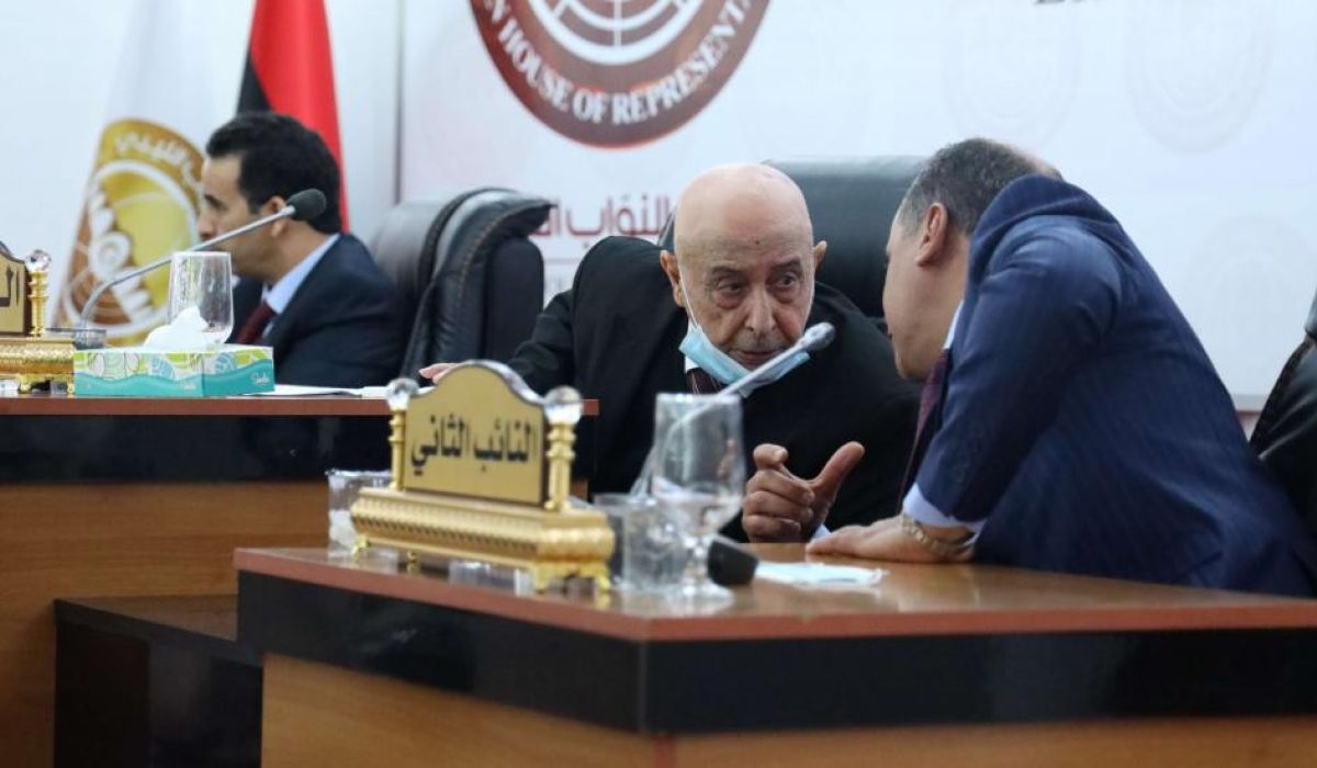 وكالة نوفا: بسبب الخلاف بين البرلمان و الحكومة الجلسة تعلق لعدة مرات