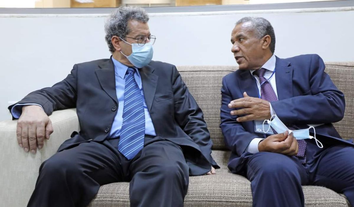وزير النفط والغاز يلتقي رئيس شركة البريقة لتسويق النفط