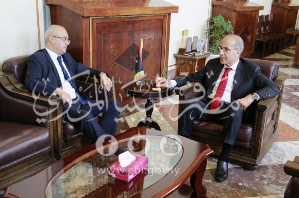 اندلاع حريق بمحطة كهرباء الخمس وخسارة الشبكة العامة 550 ميغاوات
