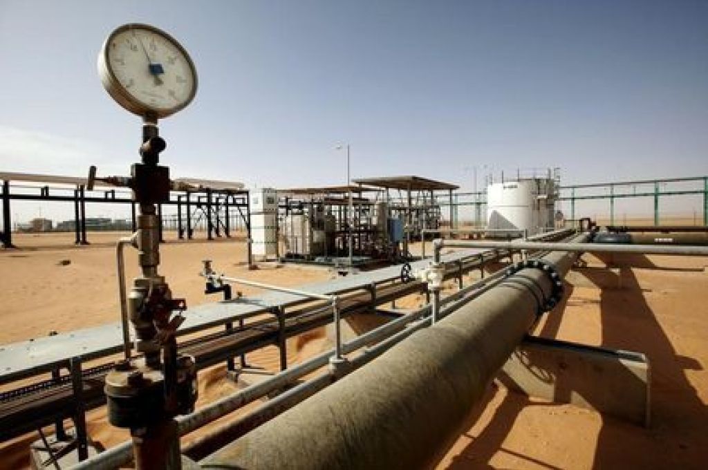 أغلاق أنابيب النفط وإعلان القوة القاهرة