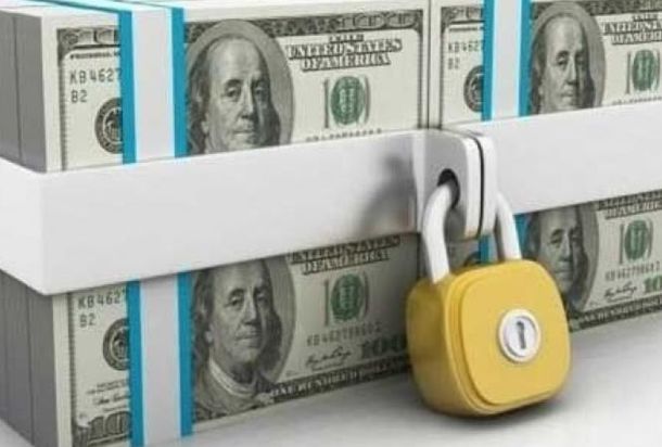 النفط يتدفق للواجهة والإيرادات تنحسر والمحروقات تتضاعف.. فأين الخلل!