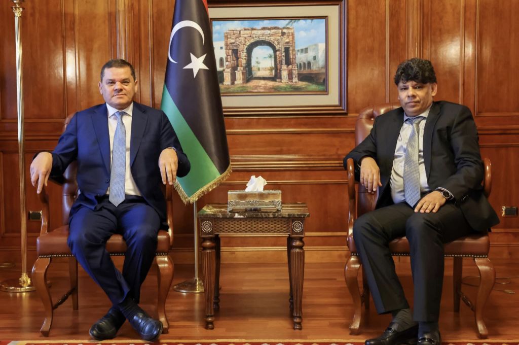 بخصوص تضمين قوانين زيادة المرتبات وعدة مواضيع ..النواب يستدعون الحكومة بعد تعليق جلسة اليوم