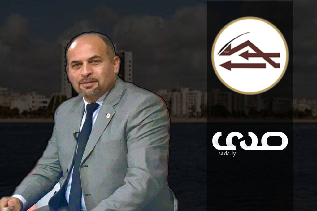 "بالفيديو" مواطنون غاضبون من تأخر صرف مرتباتهم يتظاهرون وسط ميدان الشهداء وقوات مكافحة الشغب تفرقهم