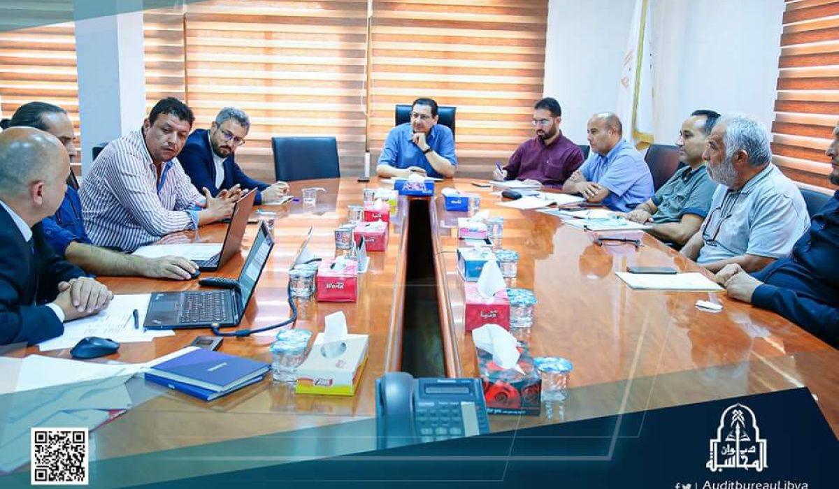 "المسلاتي" يبحث مشروع تحوير وتطوير مبنى الديوان بالفرناج