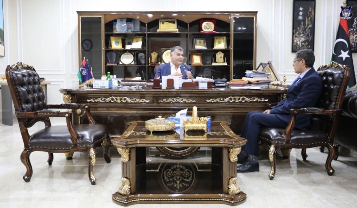 وزير الداخلية يناقش التجهيزات لمؤتمر دولي حول تداعيات المخدرات