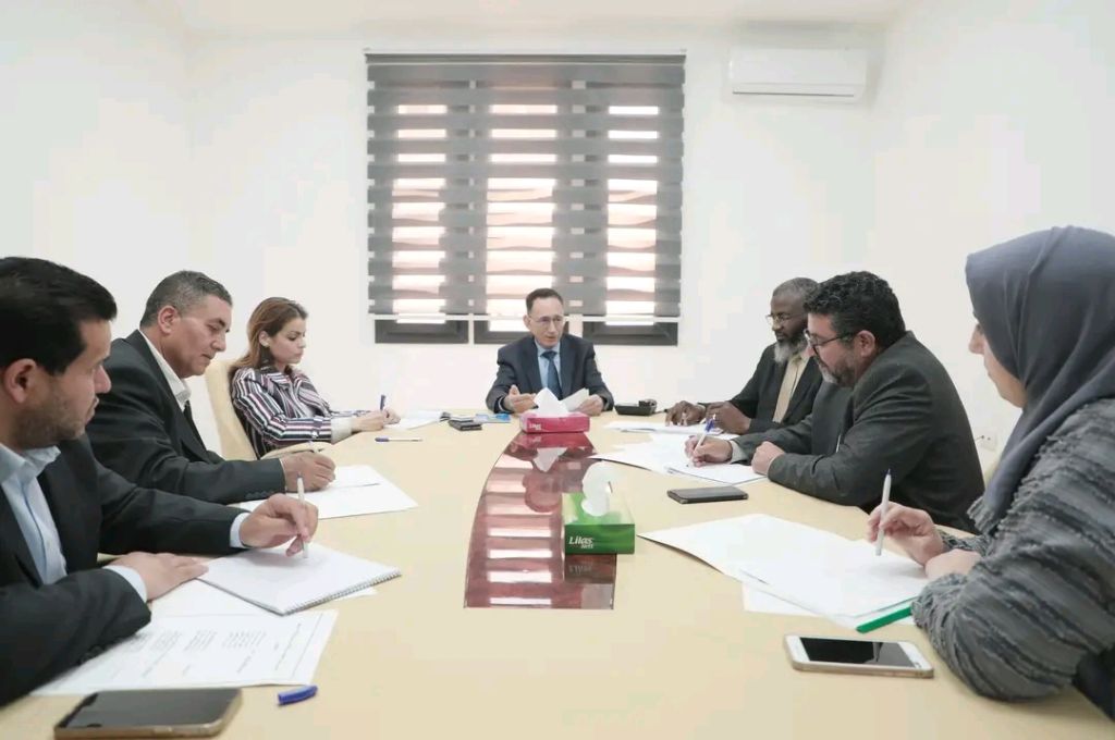 "الحويج" يتابع أداء القطاع الخاص وتنظيم الأنشطة التجارية