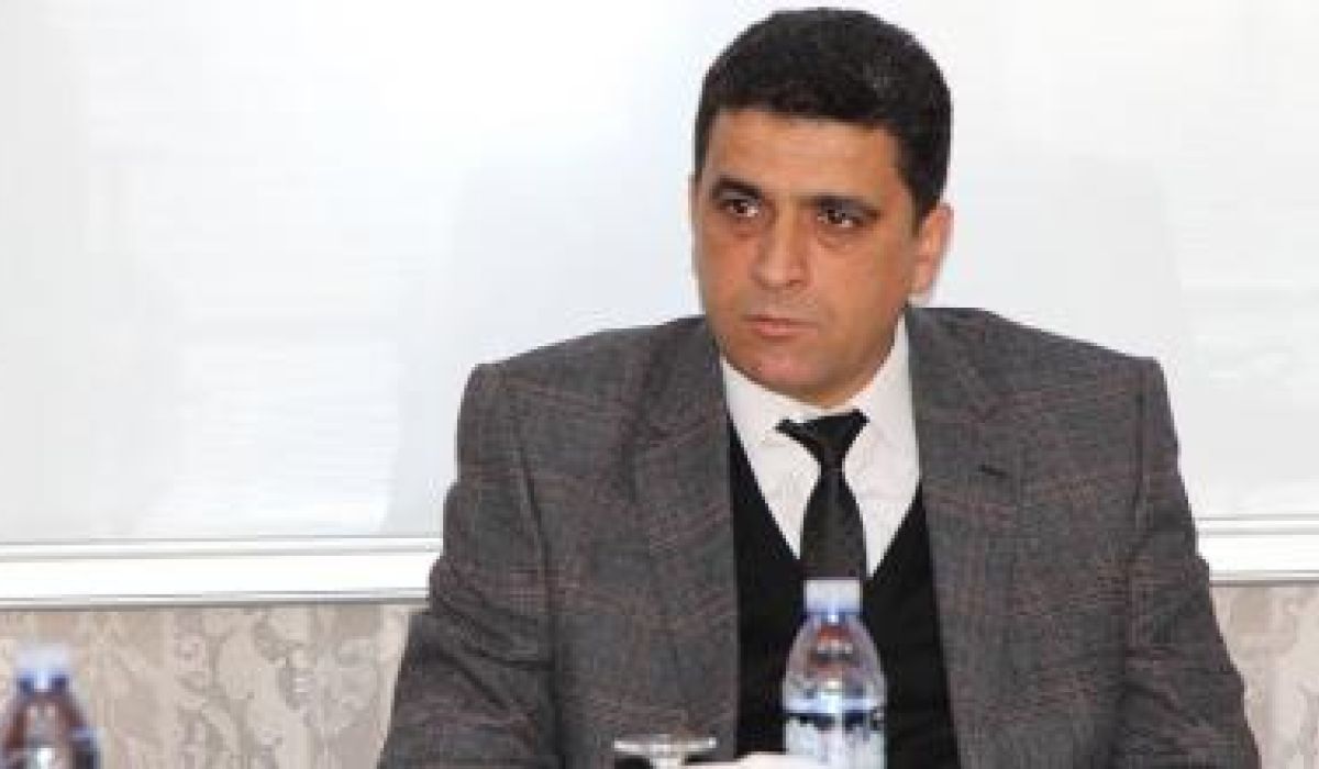 خاص.. "شكشك" يطالب الرئاسي تغيير مجلس إدارة شركة الكهرباء و معالجة تآخر فتح الاعتمادات