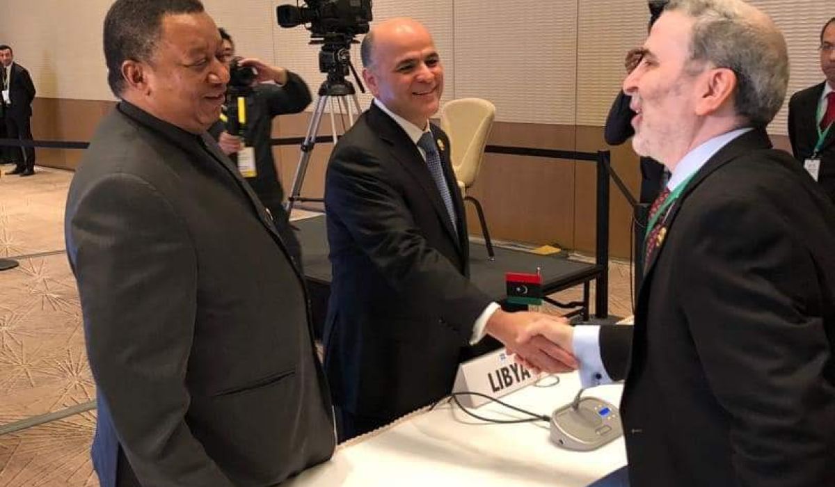 وزير النفط الفنزويلي وأمين عام أوبك يعبران عن إعجابهما بعمل المؤسسة الوطنية للنفط