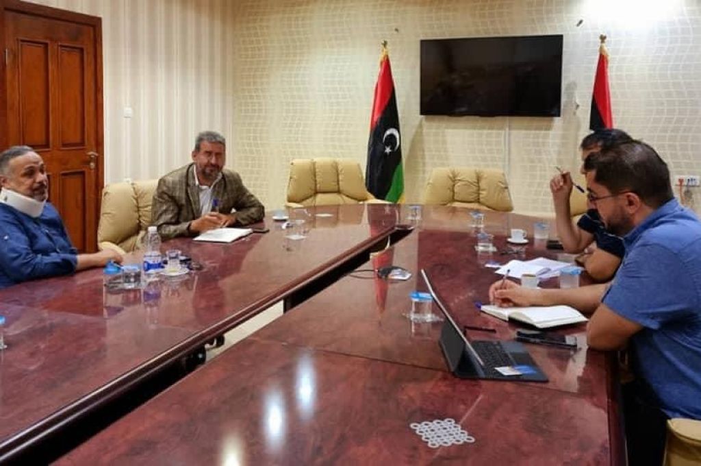 اجتماع بين وزارة الحكم المحلي والبرنامج الوطني للمشروعات الصغرى والمتوسطة لبحث آليات التعاون المشترك