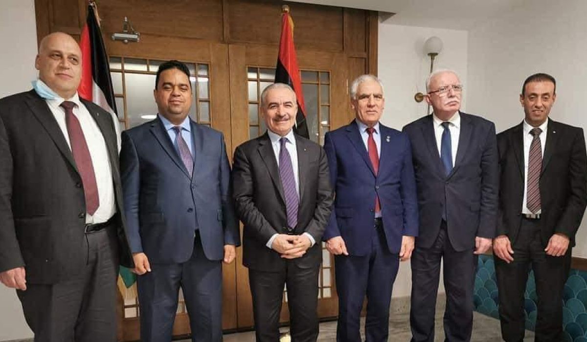 "الرعيض" يبحث سُبل التعاون المشترك في كافة المجالات مع رئيس وزراء دولة فلسطين