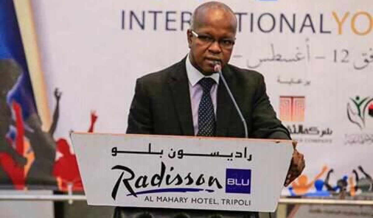 الأمين ينفى السماح بدخول العمالة المصرية إلى البلاد