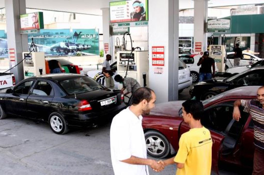 وزير المالية بحكومة الوفاق يجتمع مع رئيس هيئة الرقابة الإدارية