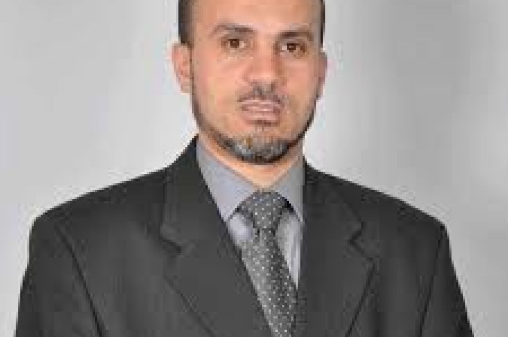 التجهيز لإنشاء محطة لتحلية مياه البحر بمصراته