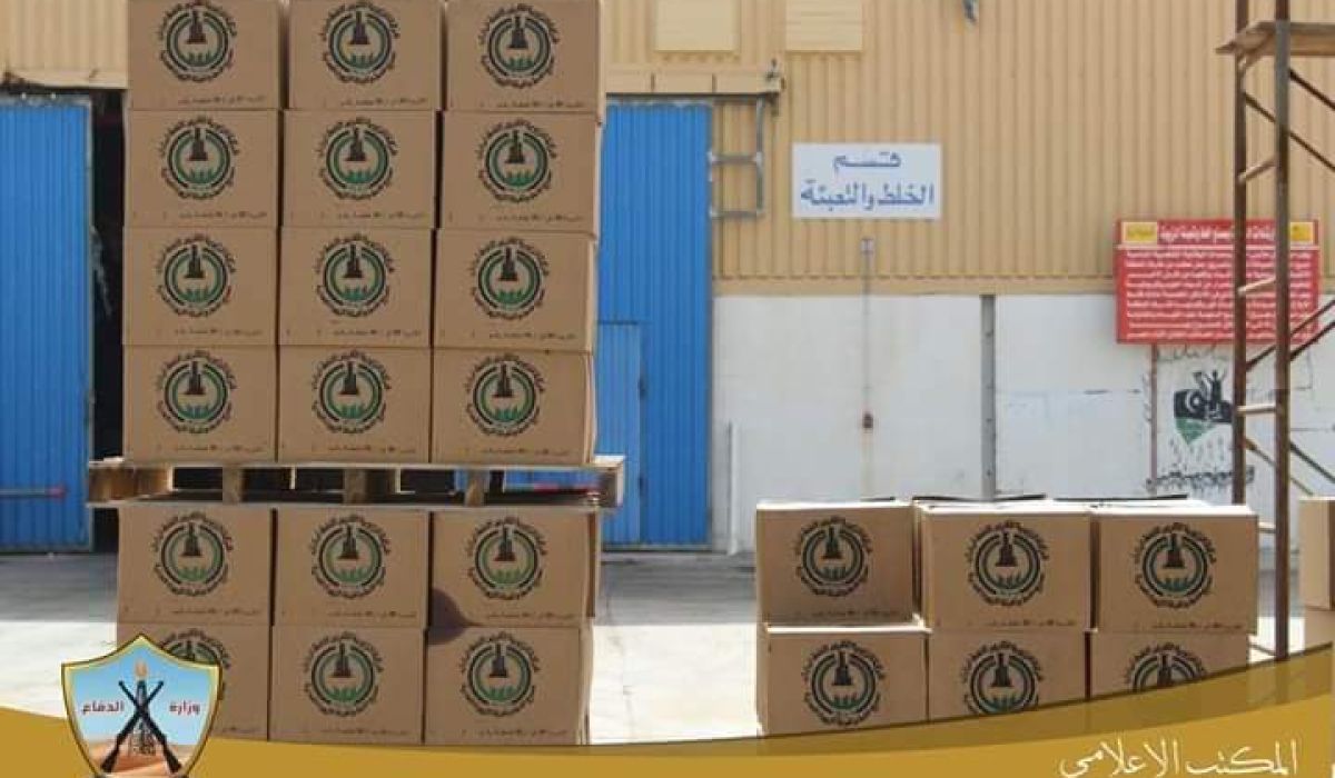 شركة الزاوية لتكرير النفط تؤكد إرسال أول شحنة من مصنع الزيوت إلى شركة البريقة بطرابلس