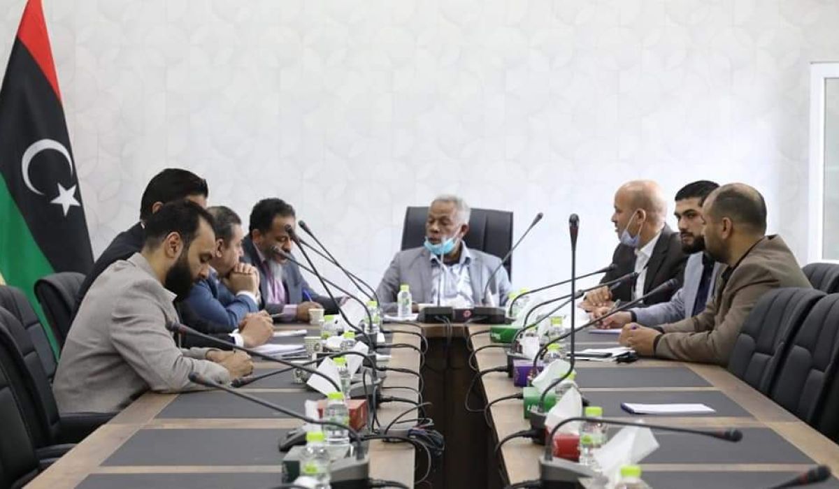 الإسكان والتعمير تبحث إمكانية العمل على تخصيص بدل إيجار للمواطنين بالبلديات المتضررة