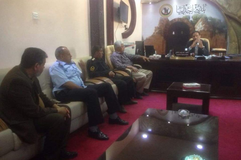 وكيل وزارة المواصلات يطالب المجلس الرئاسي بتوفير مخصصات مالية لصيانة الطرق