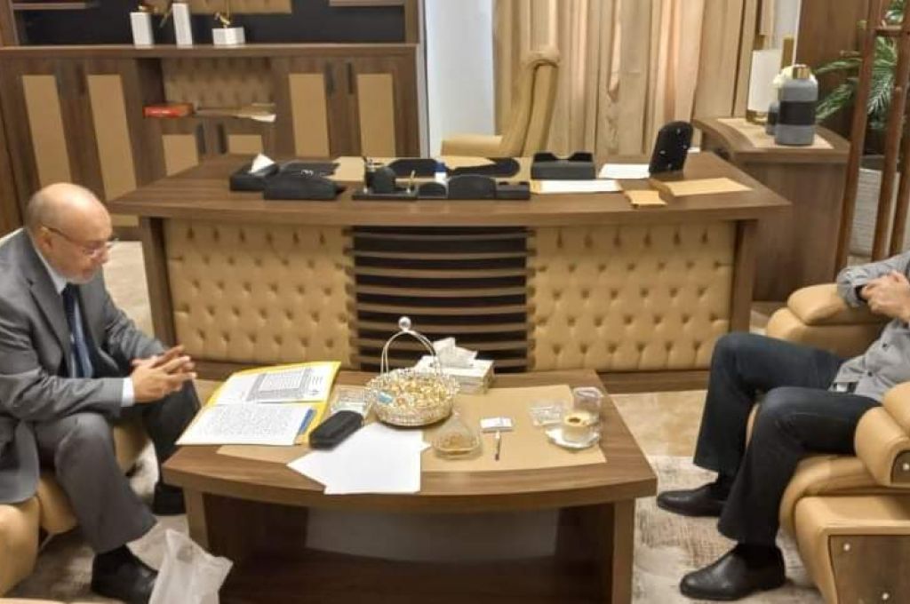 "القطاطي" يُتابع أخر المستجدات لتنظيم معرض وكلاء الصناعات الإيطالية بليبيا