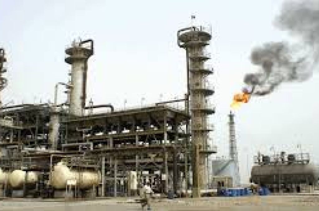 252 مليون دينار في طريقها إلى المصارف التجارية بالمنطقة الشرقية