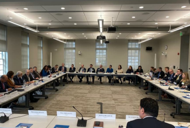 هل أصبحت موارد البلاد وخدماتها وسائل ضغط متاحة؟