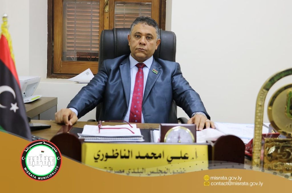 مصلحة المطارات تقيم دورة تدريبية لمكافحة حرائق الطائرات