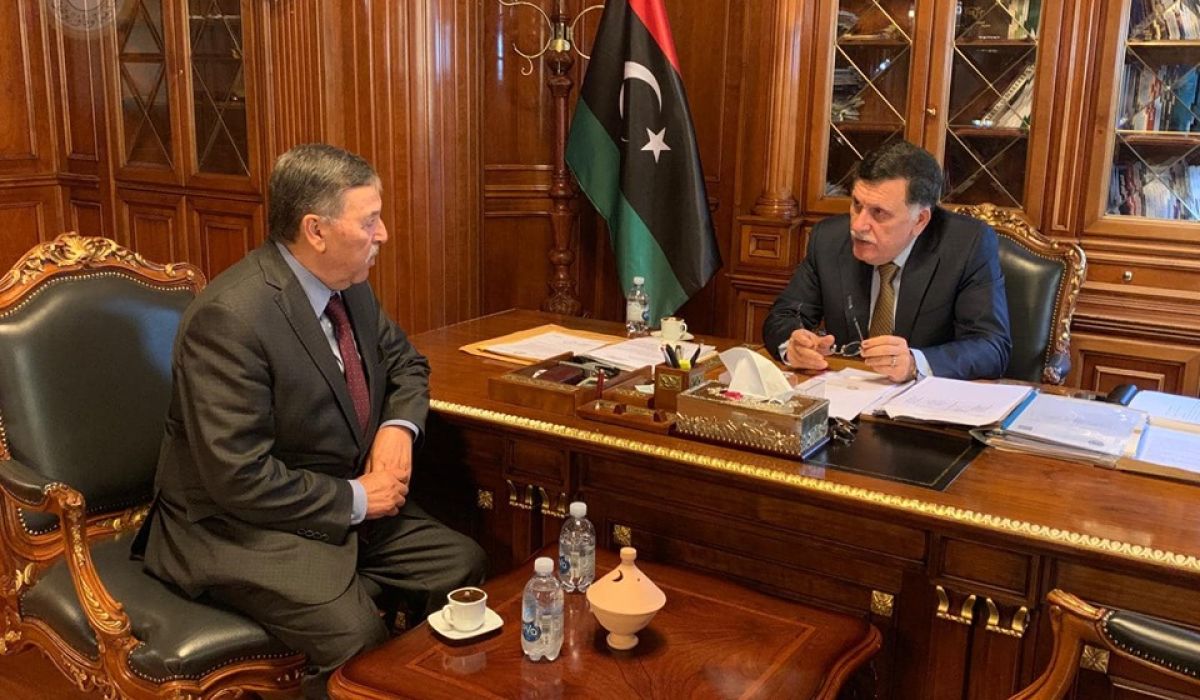 السراج يبحث ملف الكهرباء والاستثمارات الخارجية مع وزير التخطيط