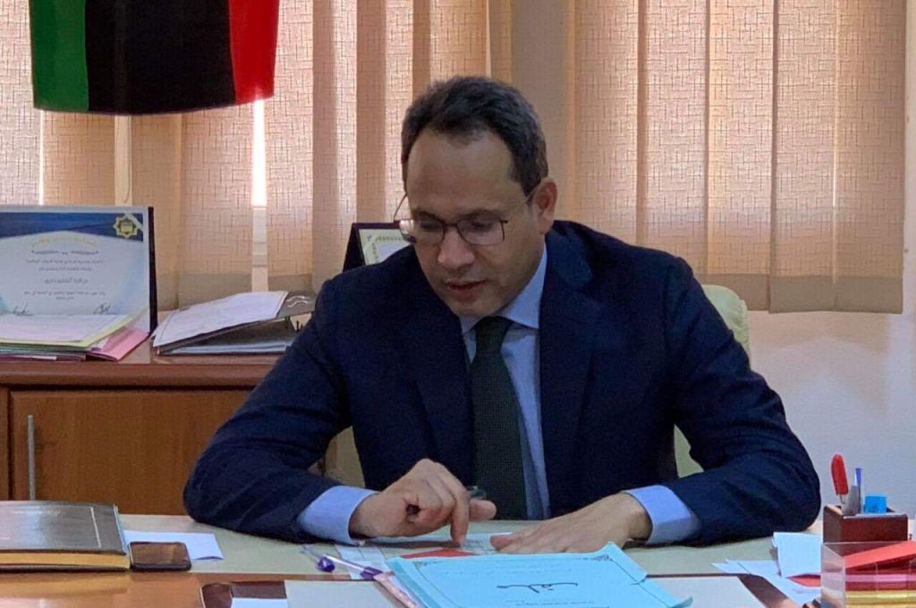 مكافحة المخدرات تضبط تاجرًا ليبيًا يروج للمخدرات بطرابلس