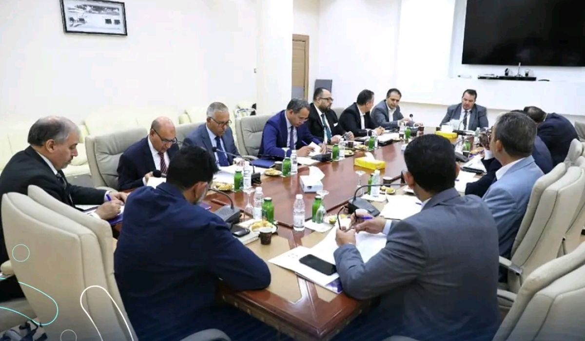 مجلس الوزارة بالوحدة الوطنية يتابع تسوية أوضاع العاملين بالمؤسسة الوطنية لنفط