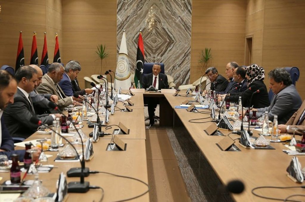 "خبير اقتصادي" يوضح مدى تأثير تفشي فيروس كورونا على الاقتصاد الليبي