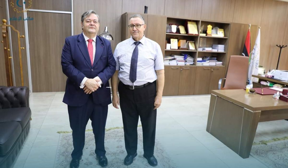 الحبري يناقش مع السفير الاسباني مسألة توحيد المصرف المركزي