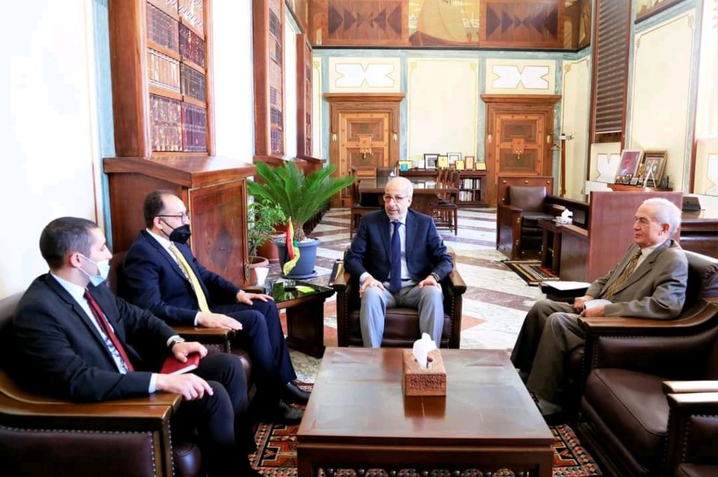 بخصوص تضمين قوانين زيادة المرتبات وعدة مواضيع ..النواب يستدعون الحكومة بعد تعليق جلسة اليوم