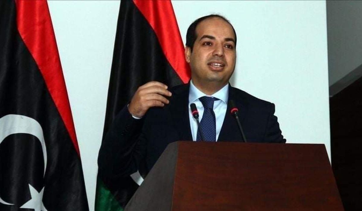 "معيتيق": قريبًا ستفتح الطرق البرية بين المدن لتحريك عجلة الاقتصاد الذي يتبعه فتح المقاصة والمنظومة بين المصارف وتوحيد سعر الصرف