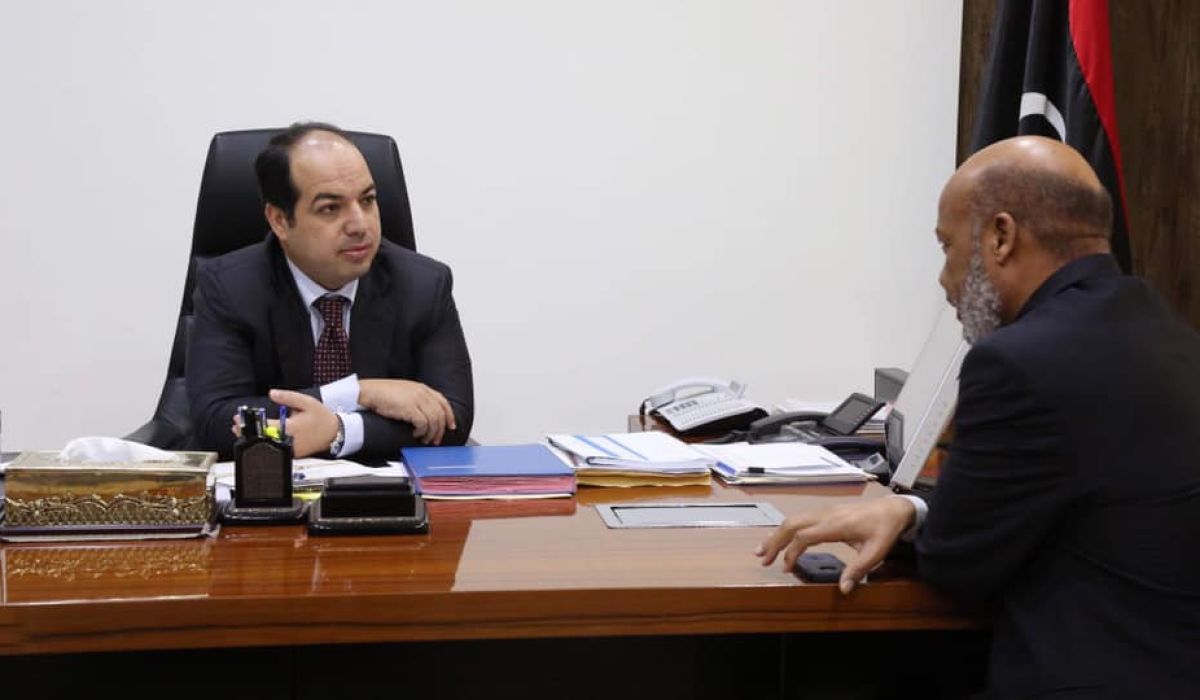 معيتيق ووزير الصحة المفوض يستعرضان خطة وزارة الصحة خلال السنة المالية 2019