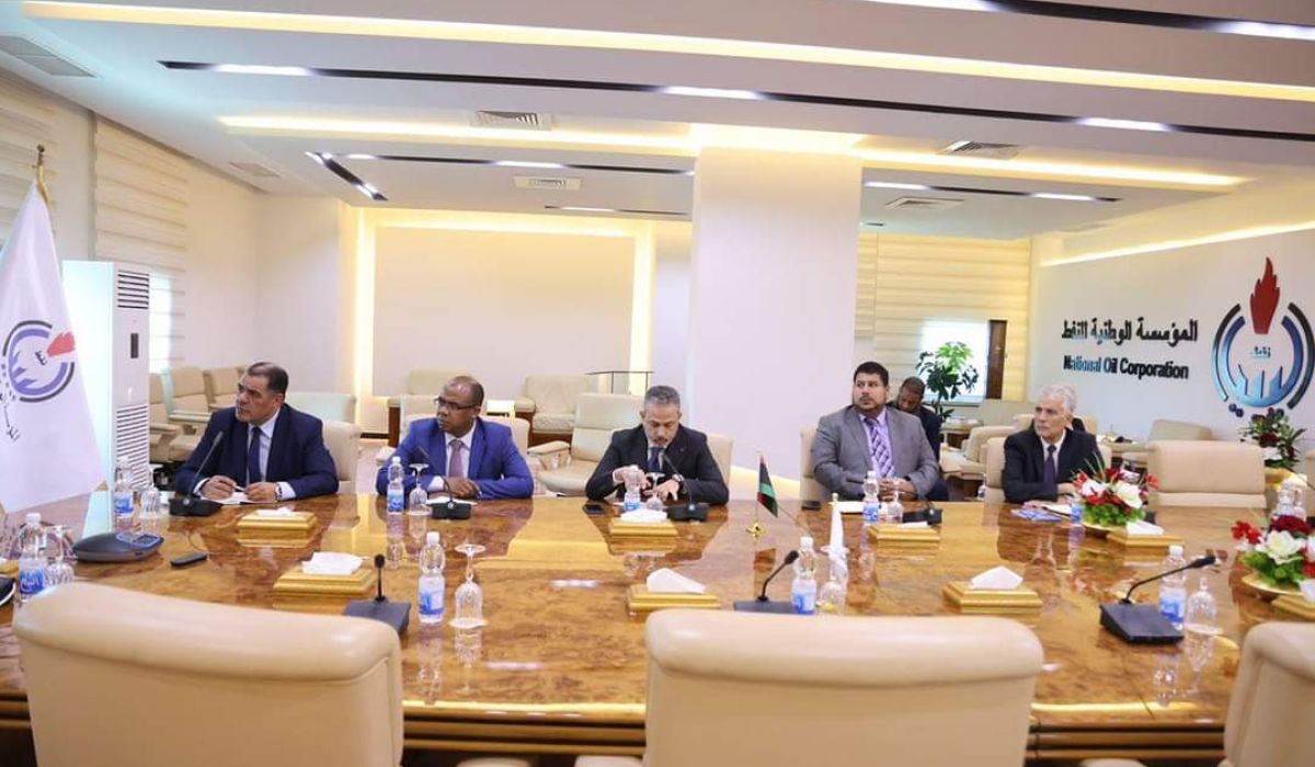 "بن قدارة" يؤكد دعمه لشركة رأس لانوف لتحقيق كافة مستهدفاتها وإنجاز مشاريعها