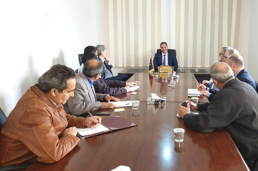 الجديد: استمرار الاقتتال قد يجبر المصرف المركزي على زيادة الرسوم على بيع النقد الأجنبي بدل تخفيضها