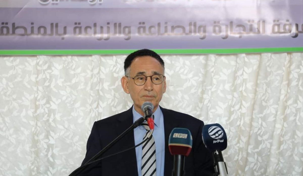 "الحويج" يقوم بافتتاح المعرض الأول للمعايرة القانونية بالمنطقة الغربية