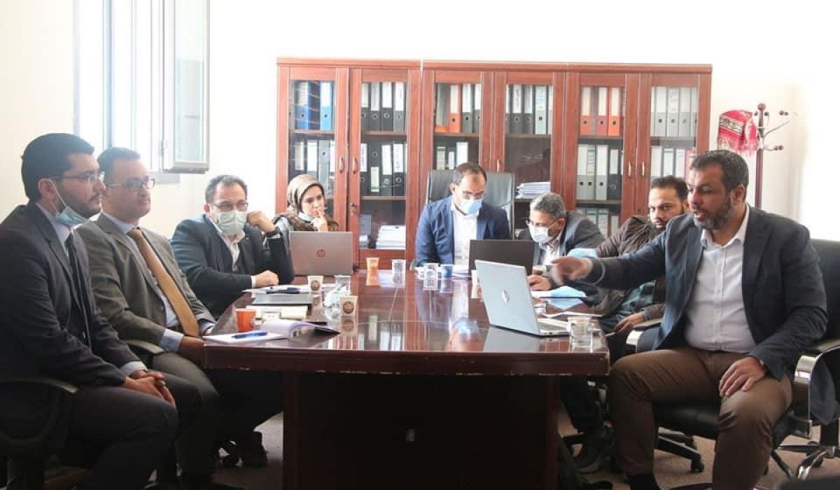 الديوان يعقد اجتماعاً مع مؤسسة الاستثمار لمناقشة عدة مواضيع
