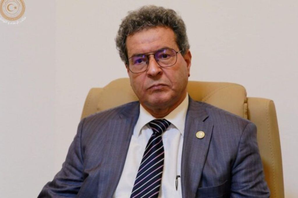 "الزنتوتي": بيان الإيراد والإنفاق الصادر عن مصرف ليبيا المركزي عن نصف السنة الأول لسنة 2024.. مؤشرات هبوط للهاوية