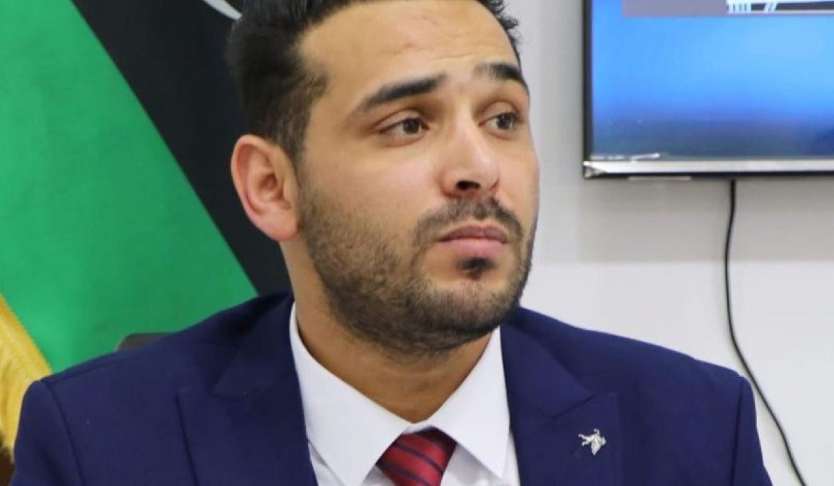 خاص.. "البرغوثي": ضخ المركزي لا يكفي.. الدولار يواصل الصعود لهذه الأسباب الثلاثة