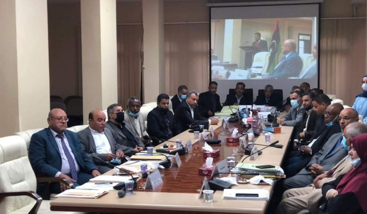 رئيس مجلس التخطيط الوطني يجتمع مع رؤساء مجالس التخطيط بالمناطق