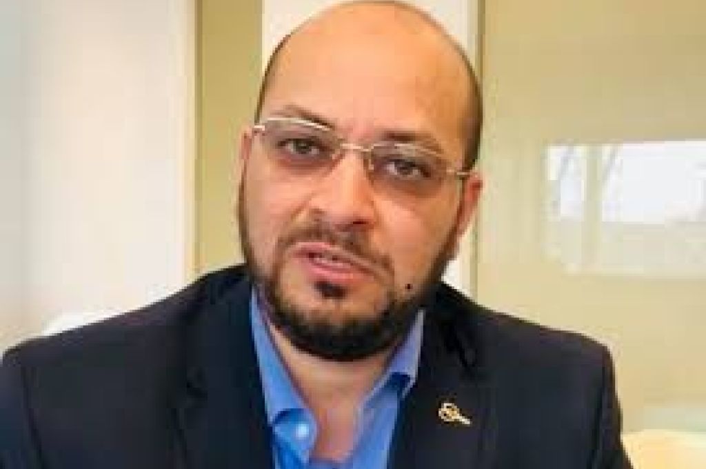 الشحومي : معالجة مشكلة البطالة تبدأ بصرف منحة بطالة وليس بقرارات التعيين