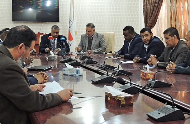 الشركة الليبية الأفريقية للطيران القابضة تعيد تشكيل هيئة المراقبة