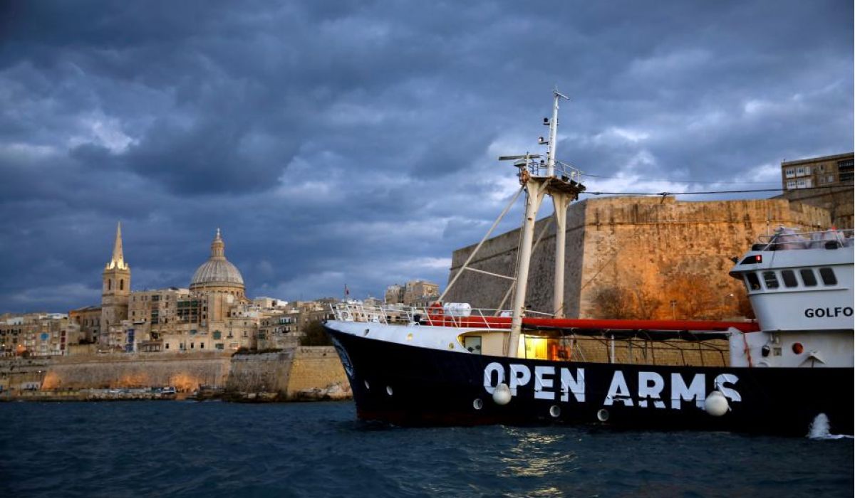 قارب إنقاذ أسباني ينقذ 60 مهاجر غير شرعي بالقرب من السواحل الليبية