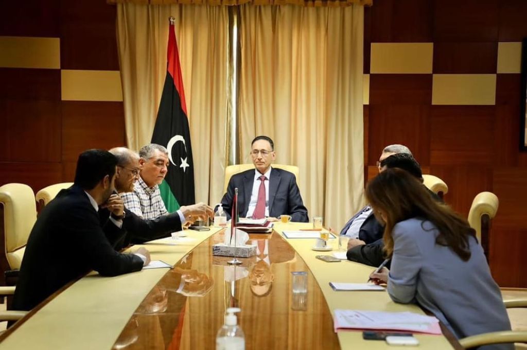 "القطاطي" يُتابع أخر المستجدات لتنظيم معرض وكلاء الصناعات الإيطالية بليبيا