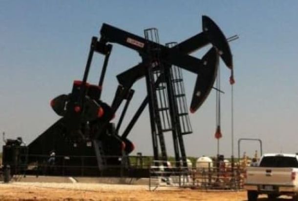 شكشك يطالب بتغيير سعر صرف العملة ويعتبر عدم اتخاذ قرار بشأنه خطراً محدقاً بالدولة
