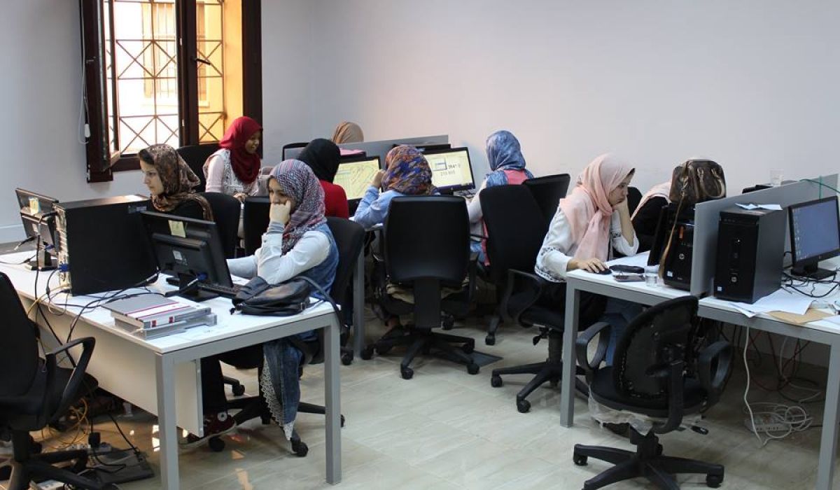 دورة تدريبية للمهندسين في مجال إدخال البيانات و تجهيز المخططات الجغرافية